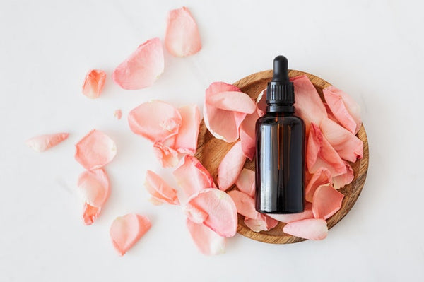 Hibiscus Clay Facial Mask For Glowing Skin